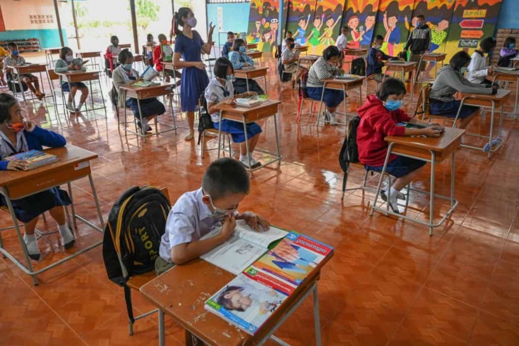 To attract the learners, classroom should be decorative. Photos source: UNICEF