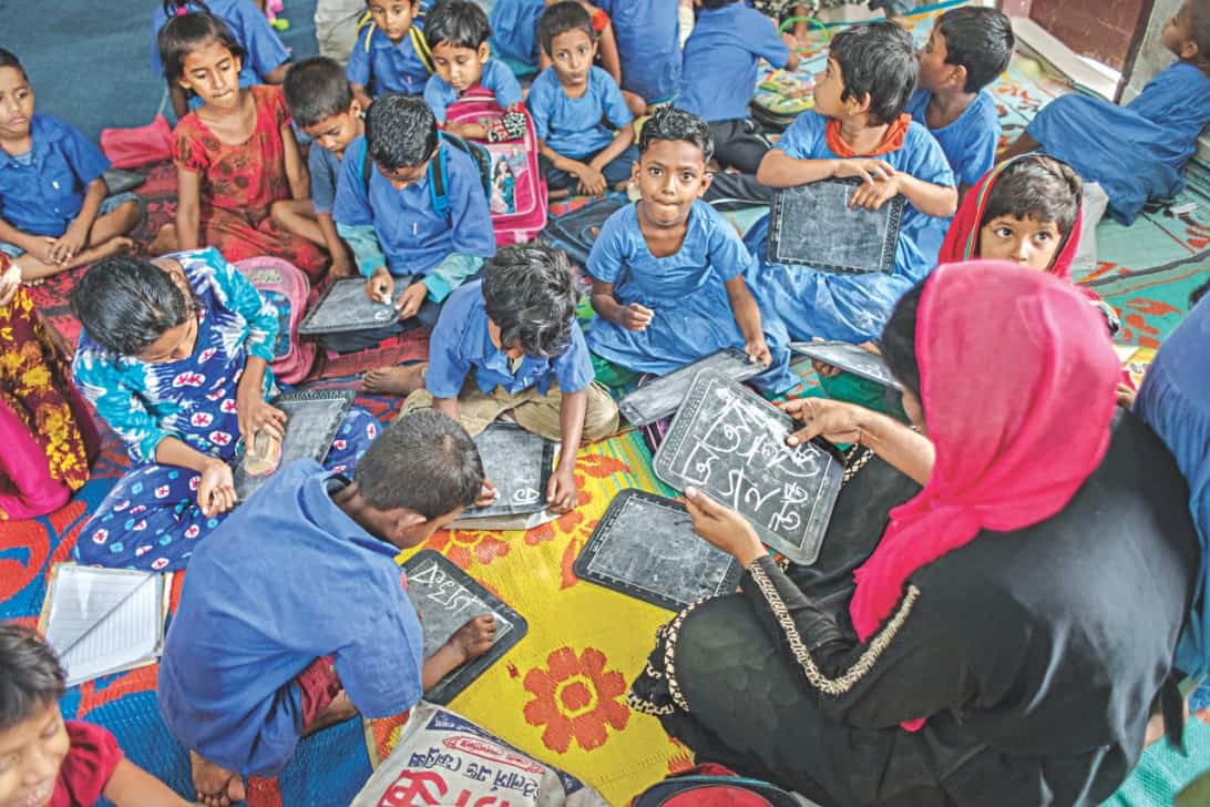 There are many educational crisis in Bangladesh. Photo source: The Daily Star